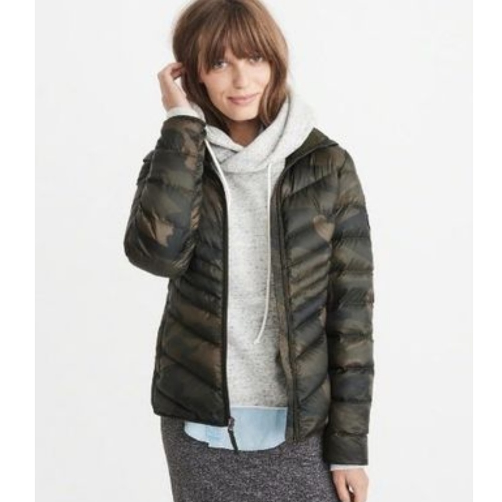 Abercrombie Lightweight Camo Puffer Jacket